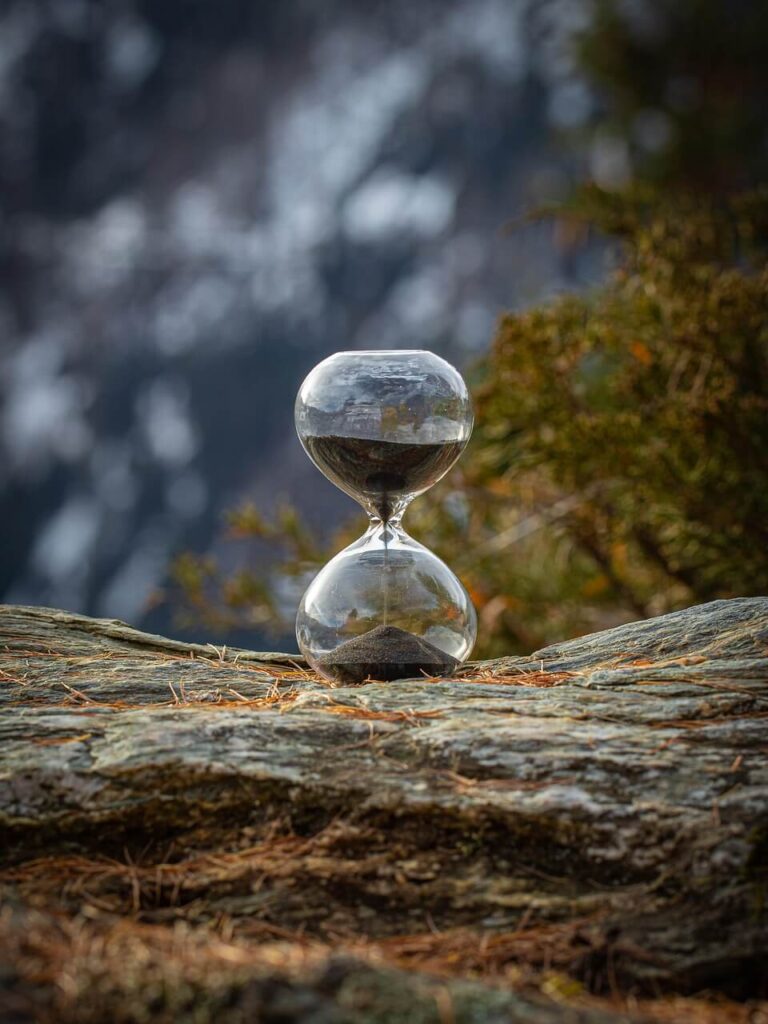 denfran hourglass 7704150 1280 (1)